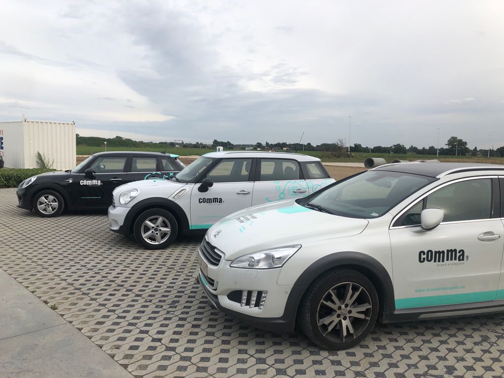 Car lettering: breng uw merk in vervoering